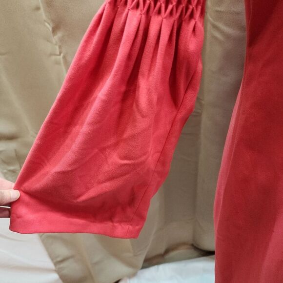 Phoebe Couture by Kay Unger Coral Smocked Designer Shift Dress Size 6 - Picture 5 of 14